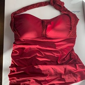 NWT Swimsuits for All tankini halter top. Padded bra.